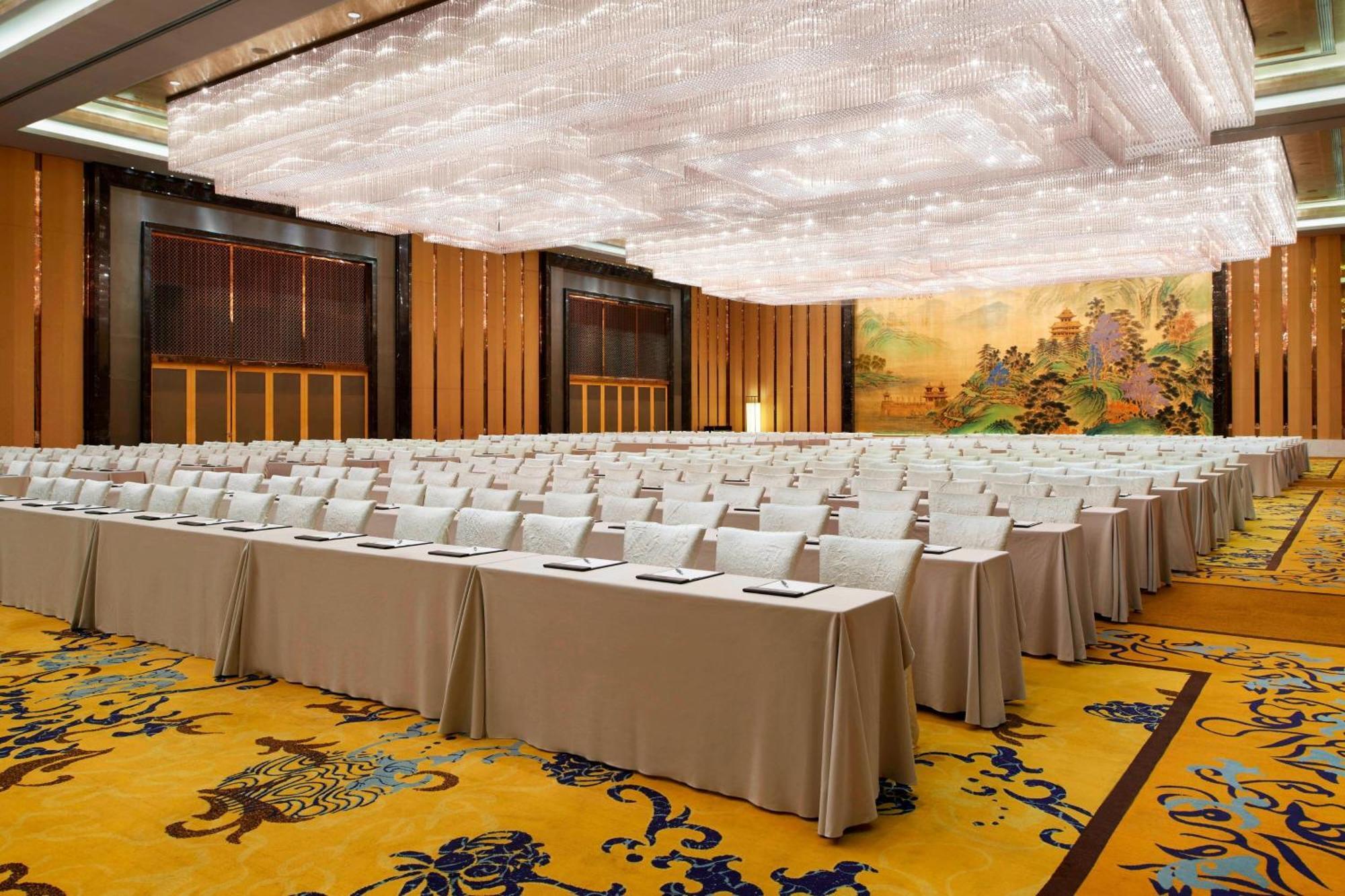 The Westin Wuhan Wuchang Экстерьер фото
