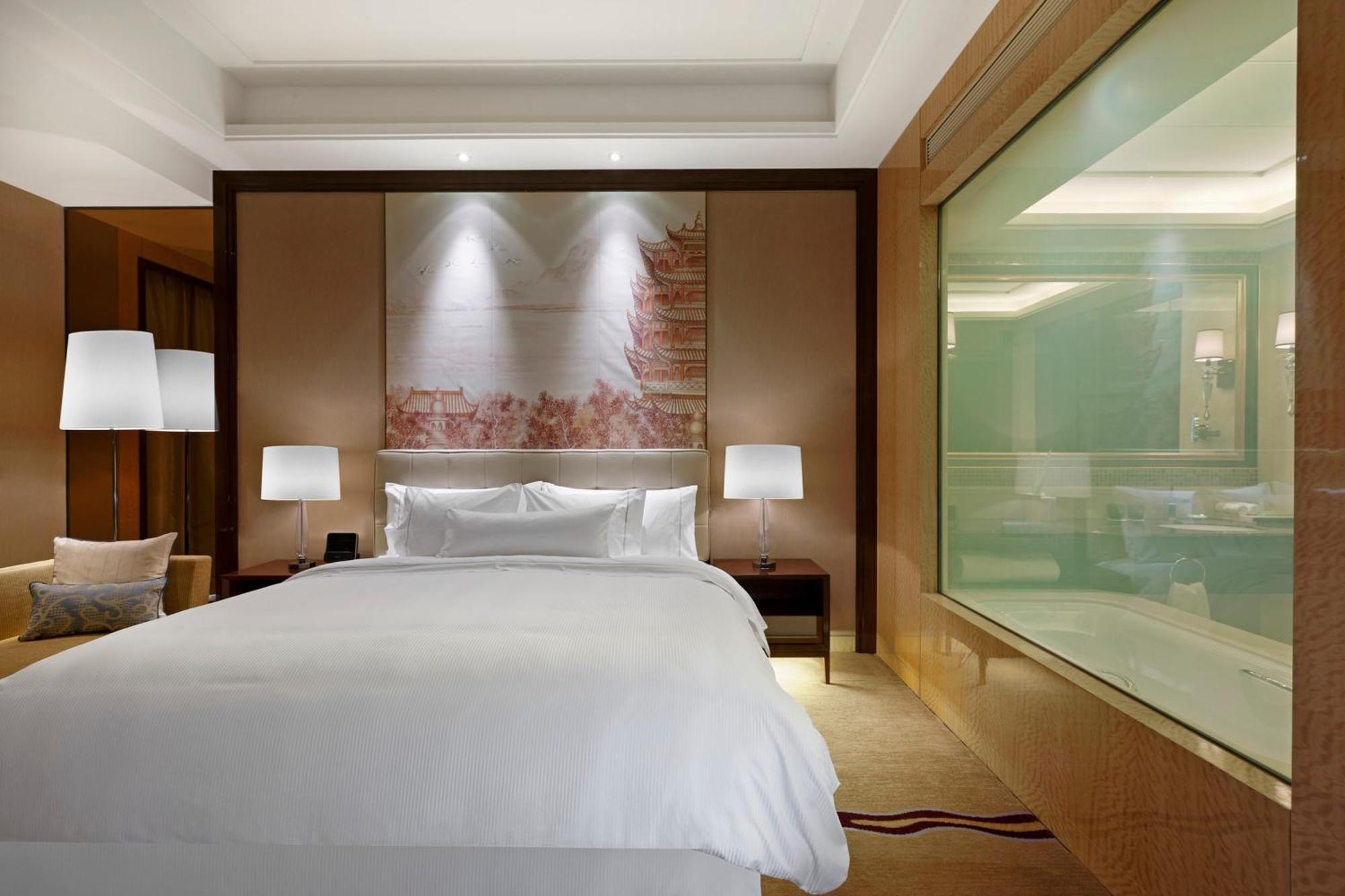 The Westin Wuhan Wuchang Экстерьер фото